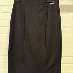 Tahari Black Knee-Length Pencil Skirt for Work